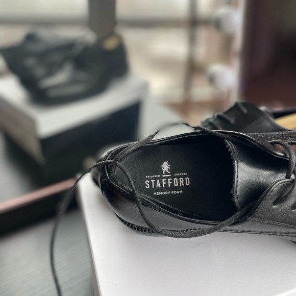 Stafford Lace-Up Leather Shoes - Picture 12 of 14